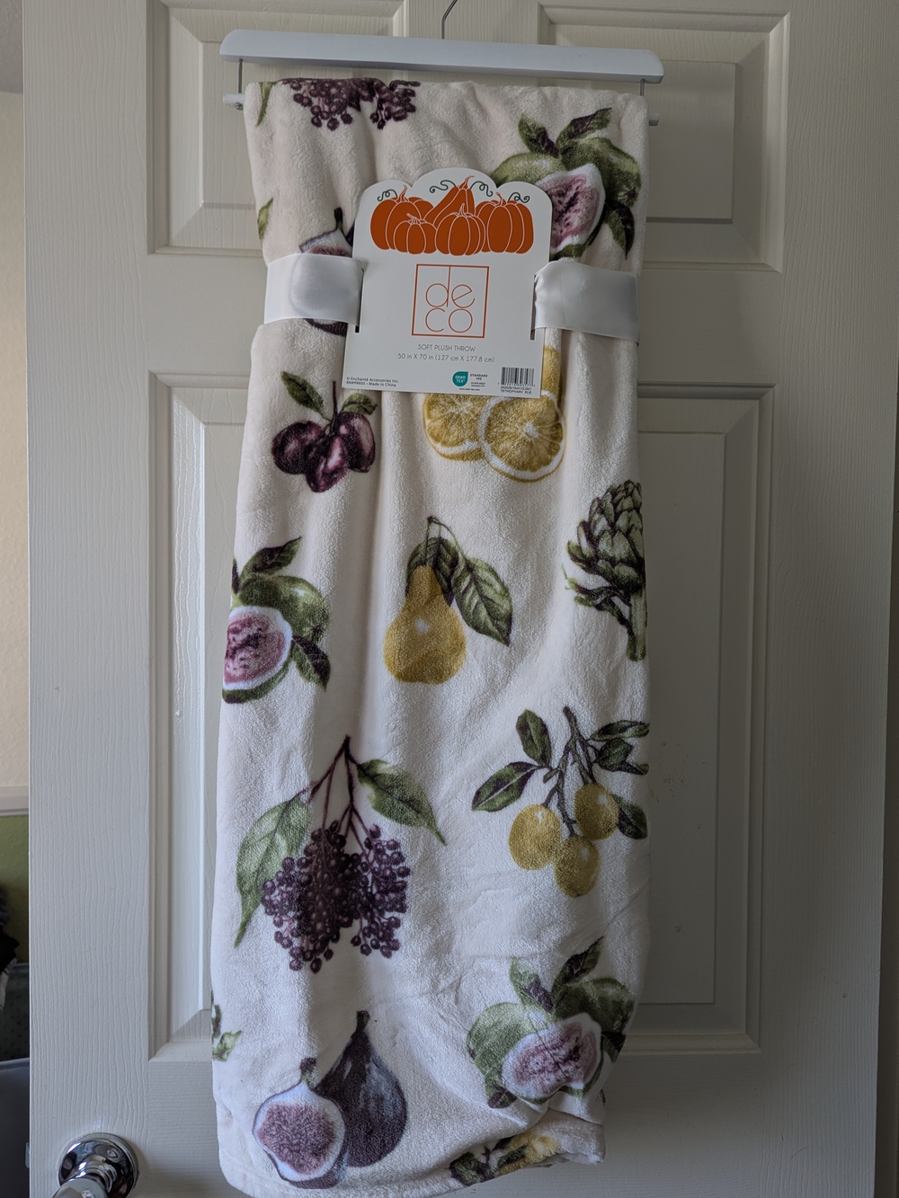 Fruit Pattern Plush Throw Blanket - Cream